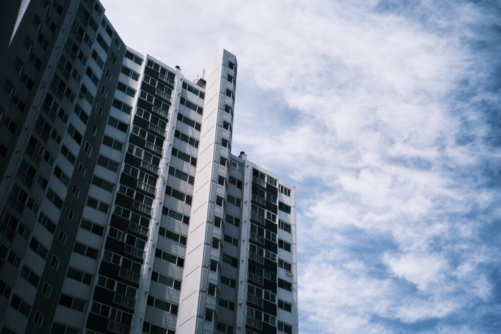 韓国のマンションと空