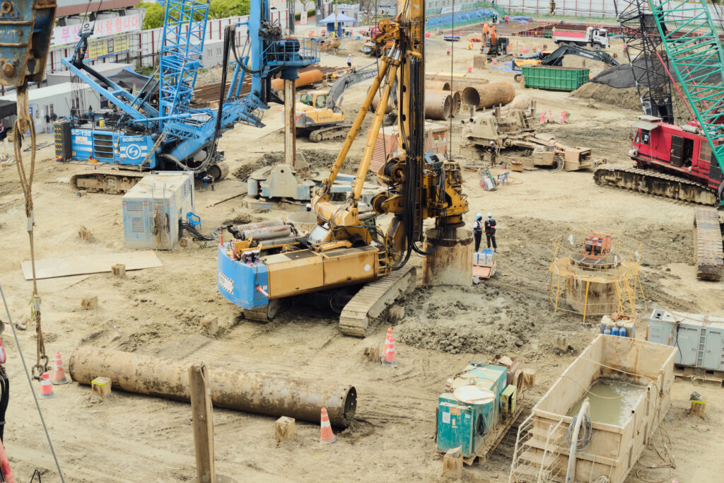 釜山駅前の工事現場